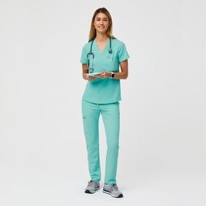 FIGS Womens Fresh Aqua Figs set XS